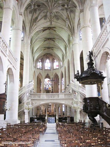 St Etienne du Mont Church - Rood screen and Renaissance staircase