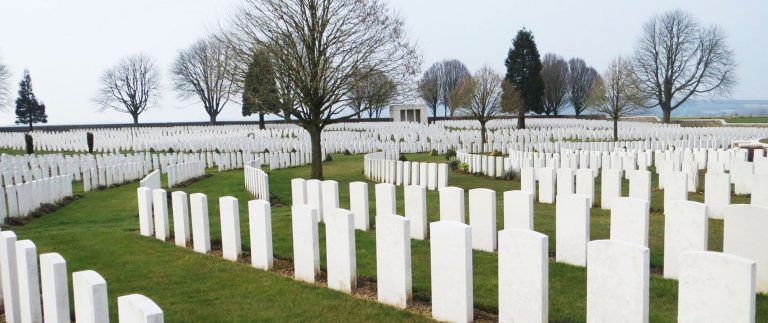 Cabaret Rouge CWGC Cemetery