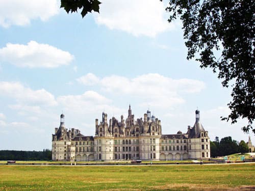 Chateau de Chambord seen from the park