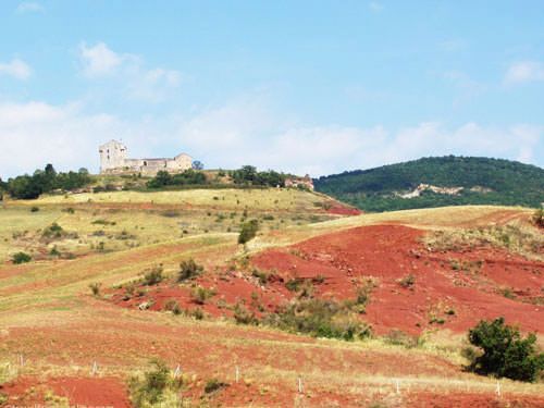 Chateau de Montaigut and Rougier de Camares