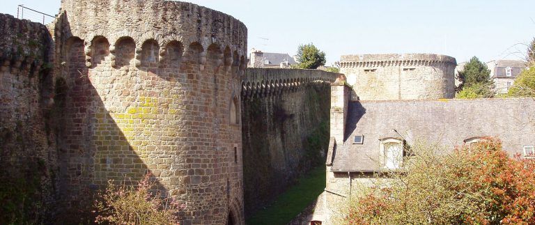 Dinan
