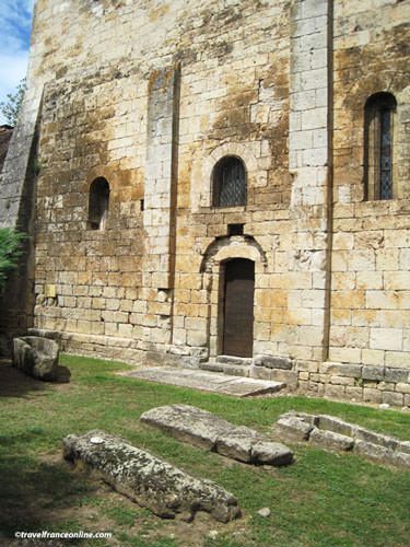 St Pierre Toirac Church - Merovingian necropolis