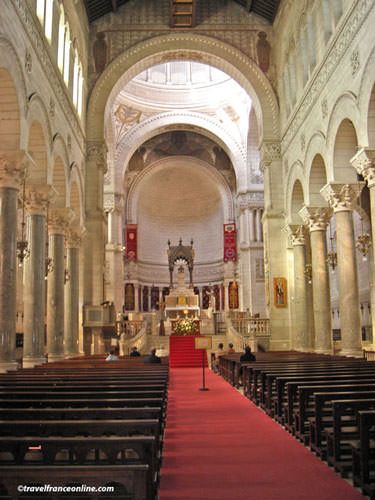 City of Tours - Nouvelle Basilique Saint-Martin