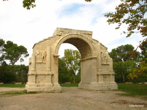 Entry arch to the city of Glanum