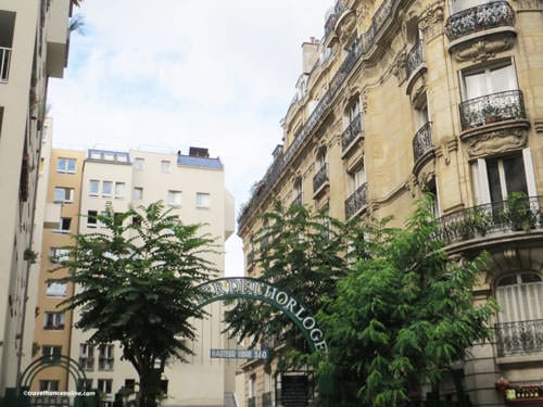 Quartier de l'Horloge - One of the entrances on Rue Beaubourg