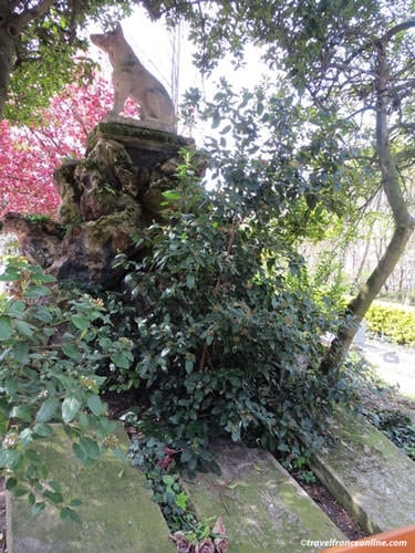 Cimetiere des Chiens - Police Dogs memorial