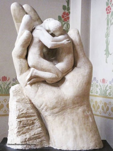 Notre-Dame-du-Travail Church - La Main Creatrice sculpture