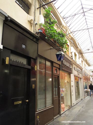 Passage du Caire - Renovated shops
