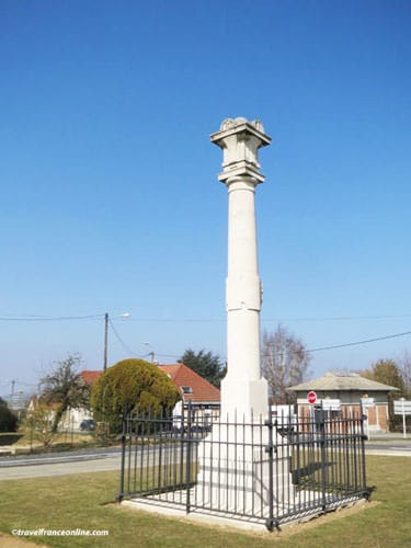 Cerny-en-Laonnois - British Memorial Column