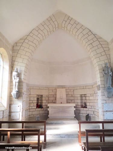 Cerny-en-Laonnoais - Memorial Chapel altar