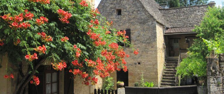 Traveling to the Dordogne from the UK