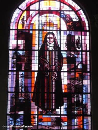 Saint Francois Xavier Church - Stained-glass window depicting Saint Thérèse de Lisieux