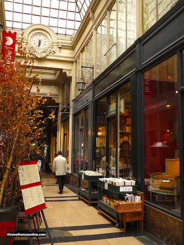 Passage Verdeau - Clock