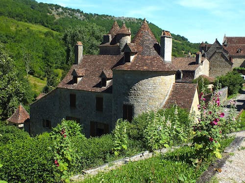 Chateau de Limargue - Round defense tower