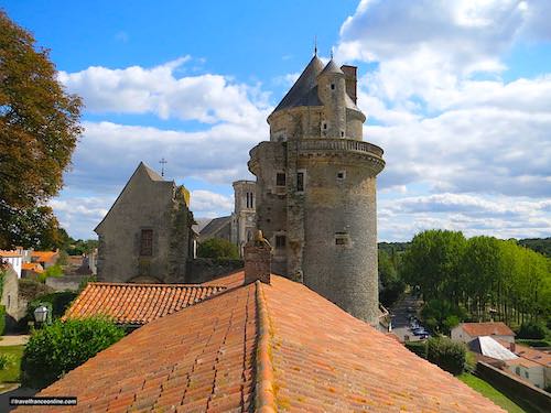Castle of Apremont - west tower and chapel