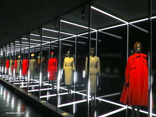 Christian Dior collections Louvre 2017 exhibition