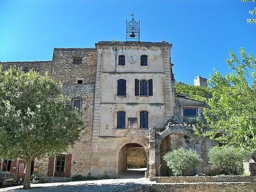 Oppede-le-Vieux campanile