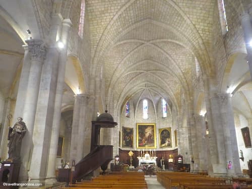 Abbey church Saint Gilles du Gard's nave