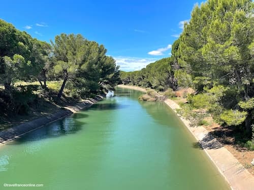 Petite Camargue - Irrigation Canal du Bas Rhône - Languedoc